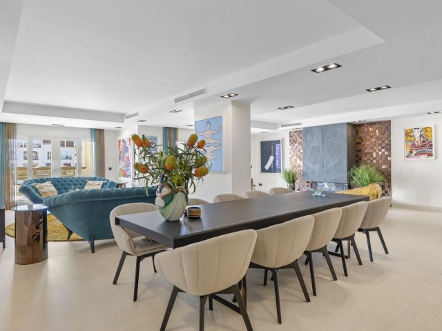 4 Makuuhuoneen Huoneisto Puerto Banús