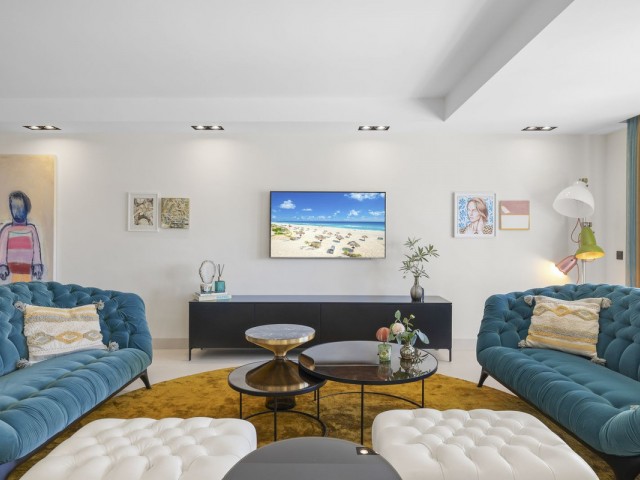 4 Makuuhuoneen Huoneisto Puerto Banús