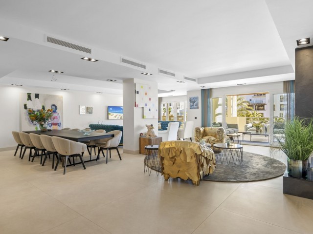 4 Makuuhuoneen Huoneisto Puerto Banús