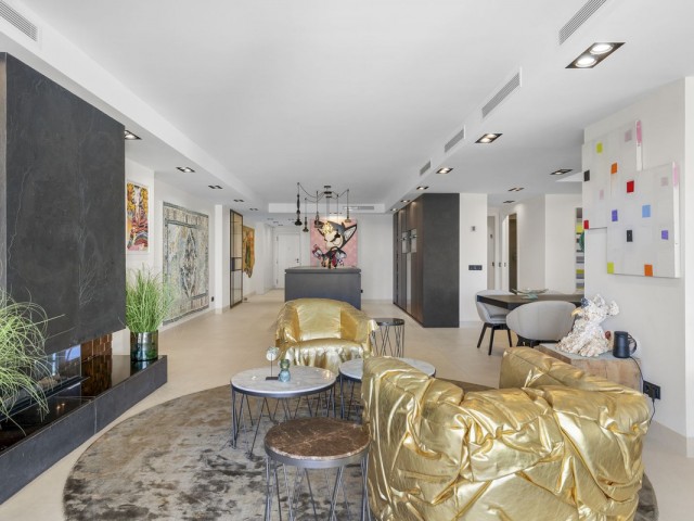 4 Makuuhuoneen Huoneisto Puerto Banús