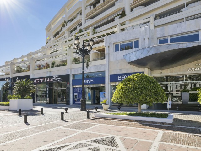 4 Makuuhuoneen Huoneisto Puerto Banús