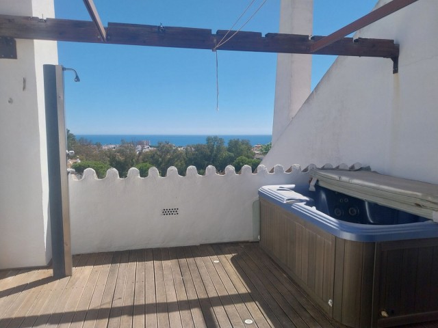 4 Bedrooms Townhouse in Calahonda
