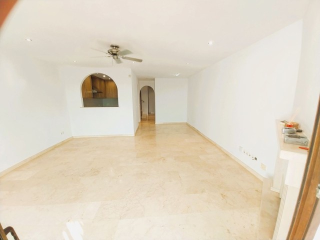 4 Bedrooms Townhouse in Calahonda