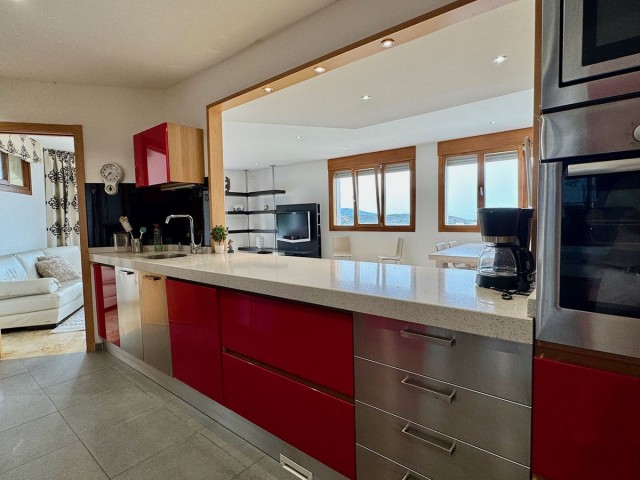 Penthouse i Altos de los Monteros