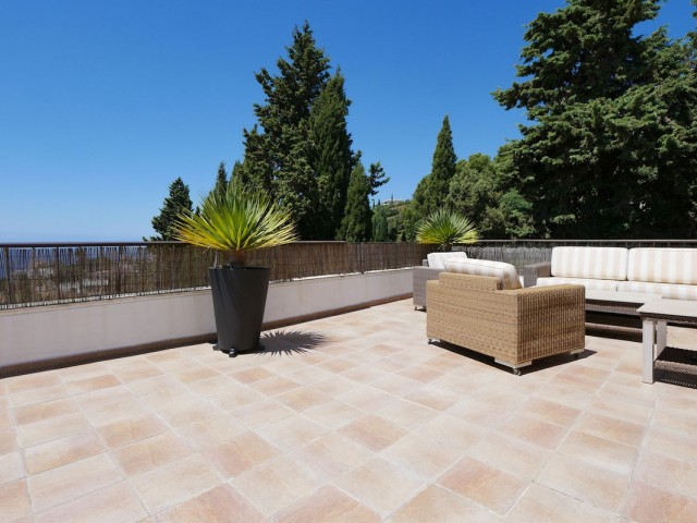 Penthouse i Altos de los Monteros