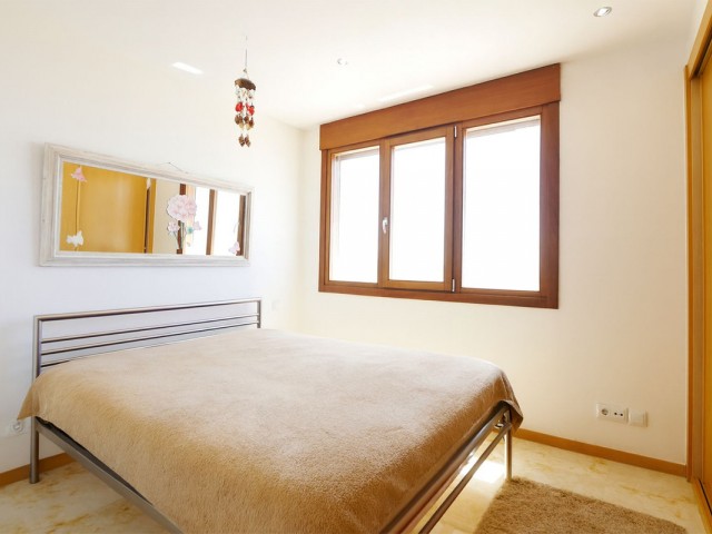 Penthouse i Altos de los Monteros