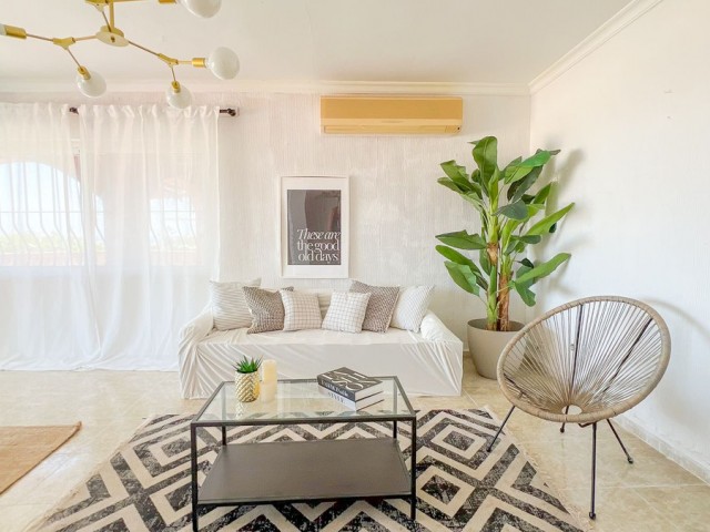 3 Bedrooms Villa in El Chaparral