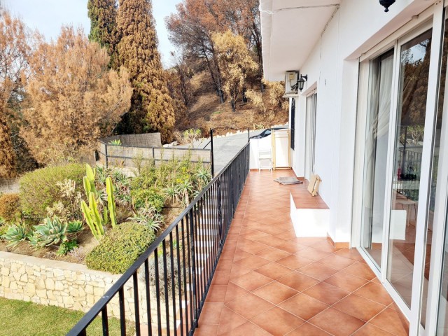 5 Soveroms Villa i Mijas