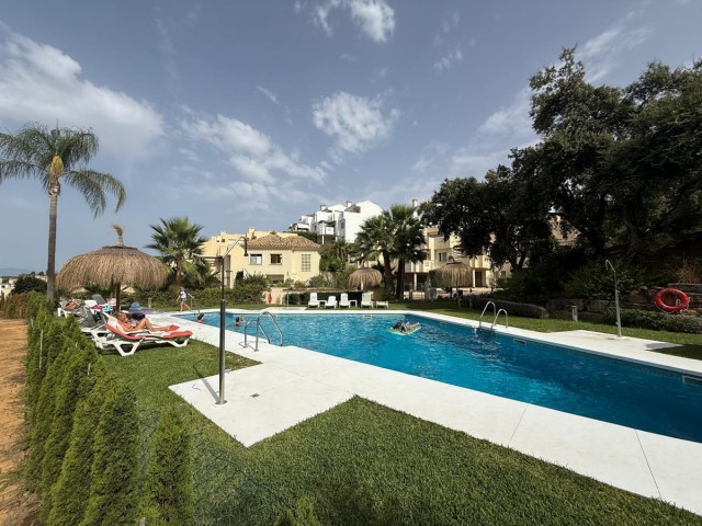 Radhus, Cabopino, R5125000