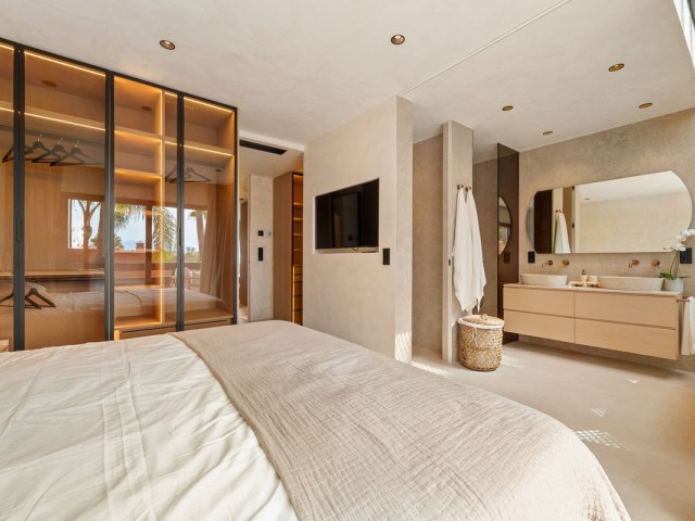 4 Slaapkamer Rijtjeshuis in The Golden Mile