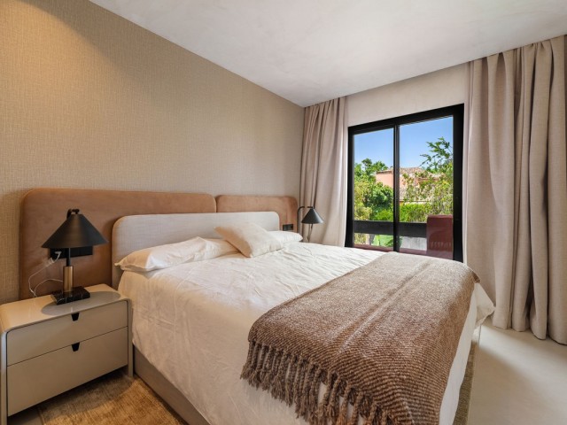 4 Slaapkamer Rijtjeshuis in The Golden Mile