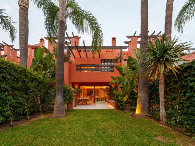 4 Bedrooms Townhouse in The Golden Mile