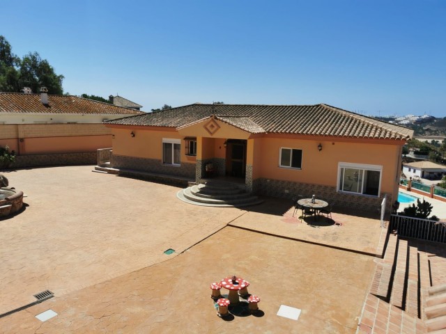 6 Bedrooms Villa in La Cala de Mijas