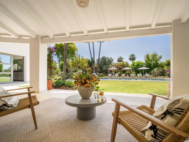 5 Schlafzimmer Villa in Nueva Andalucía