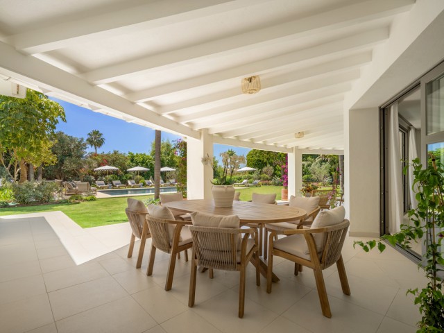 5 Schlafzimmer Villa in Nueva Andalucía