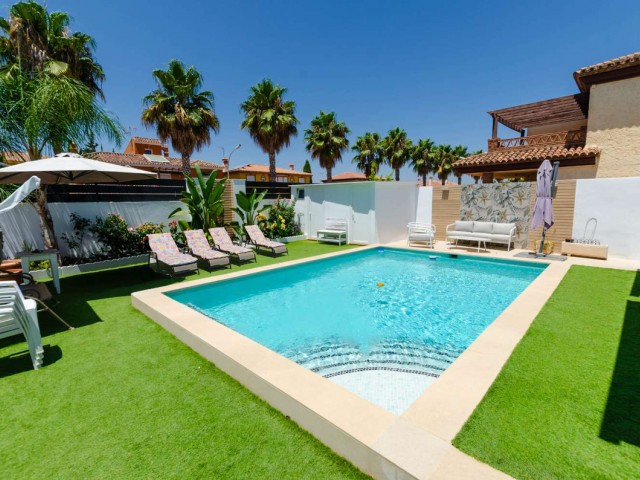 6 Schlafzimmer Villa in Alhaurín de la Torre