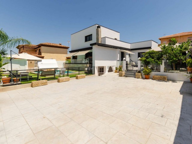 6 Schlafzimmer Villa in Alhaurín de la Torre