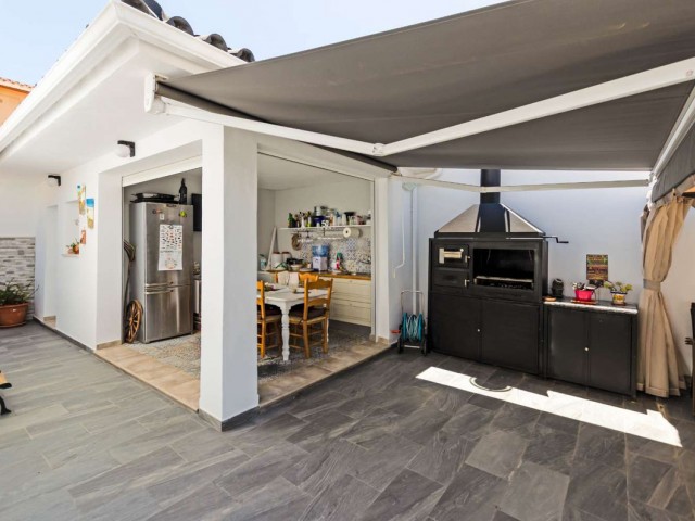 6 Schlafzimmer Villa in Alhaurín de la Torre