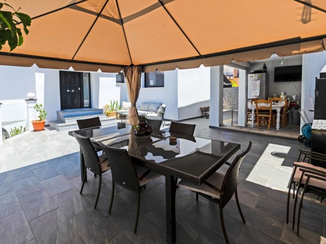 6 Schlafzimmer Villa in Alhaurín de la Torre