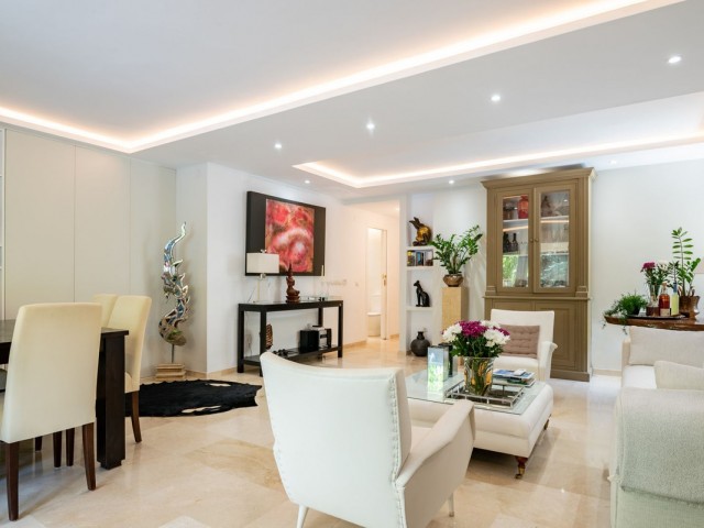2 Bedrooms Apartment in Marbella