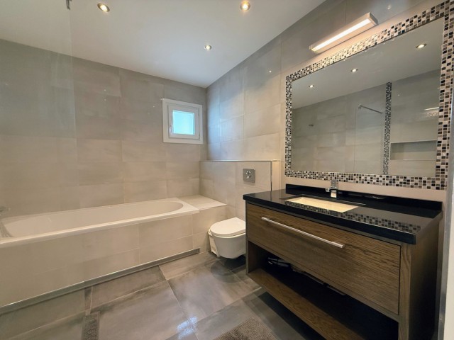 3 Schlafzimmer Villa in San Pedro de Alcántara