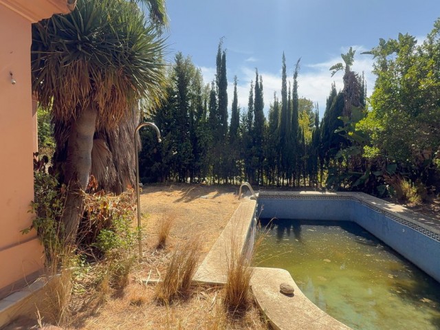 5 Makuuhuoneen Rivitalo Nueva Andalucía