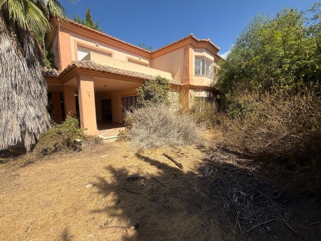 5 Makuuhuoneen Rivitalo Nueva Andalucía