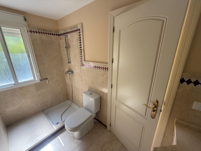 5 Makuuhuoneen Rivitalo Nueva Andalucía