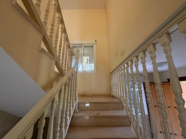 5 Makuuhuoneen Rivitalo Nueva Andalucía