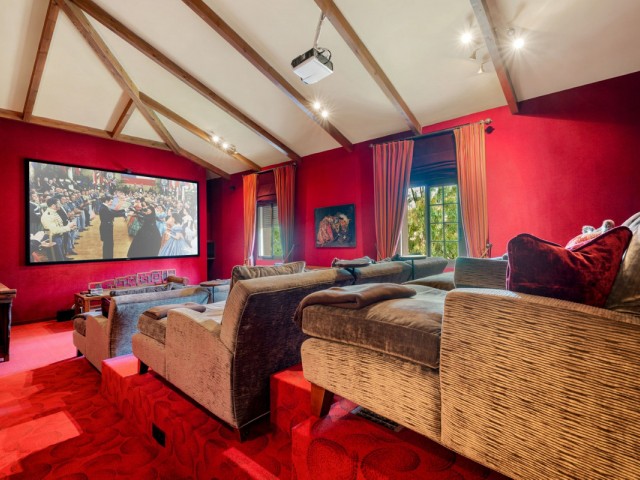 Villa avec 9 Chambres  à Ojén