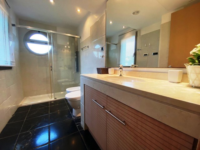 2 Bedrooms Apartment in Marbella
