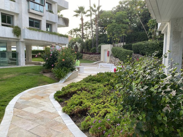 2 Bedrooms Apartment in Marbella