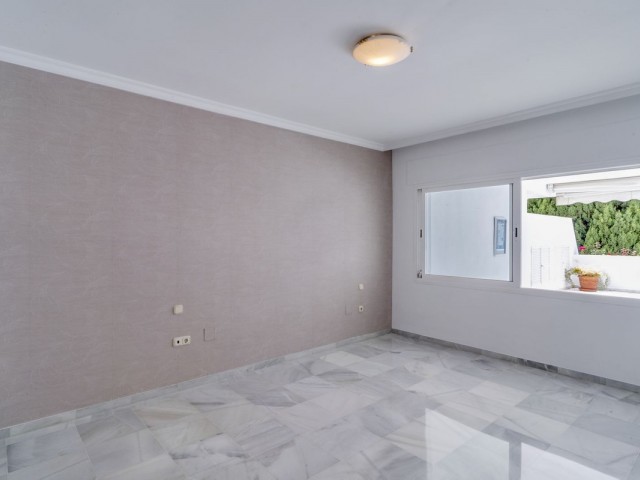 2 Schlafzimmer Apartment in Bahía de Marbella