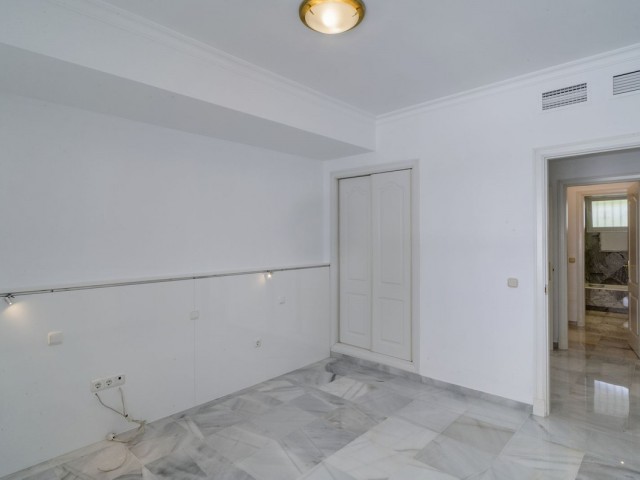 2 Schlafzimmer Apartment in Bahía de Marbella
