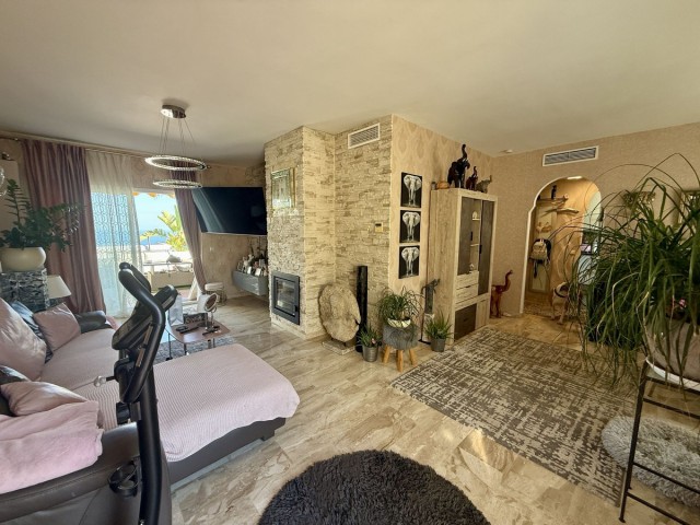 Kattohuoneisto Calahonda