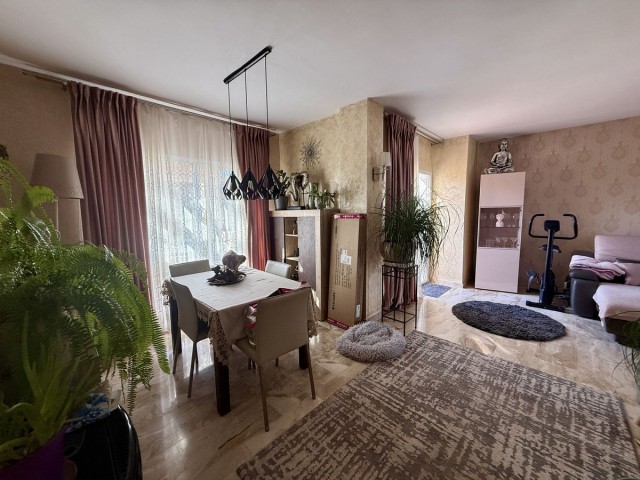 Kattohuoneisto Calahonda