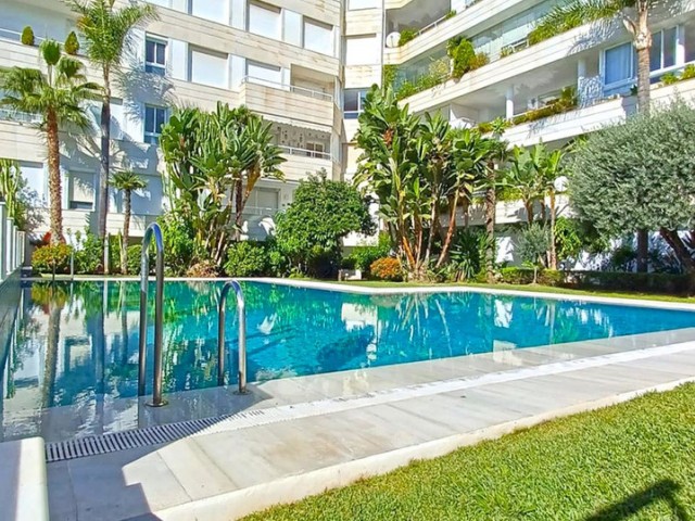 2 Bedrooms Apartment in Marbella