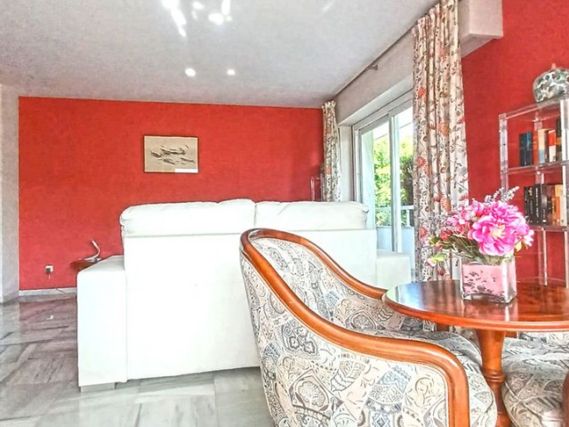 2 Bedrooms Apartment in Marbella
