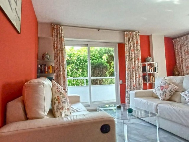 2 Bedrooms Apartment in Marbella