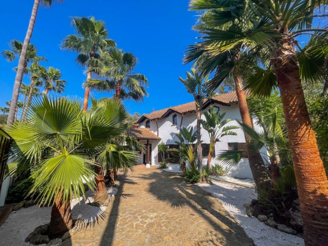 6 Sovrums Villa i Sotogrande