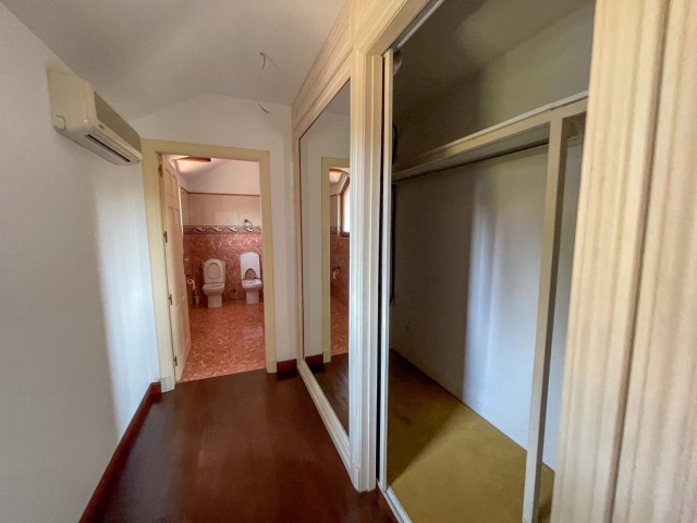 6 Sovrums Villa i Sotogrande