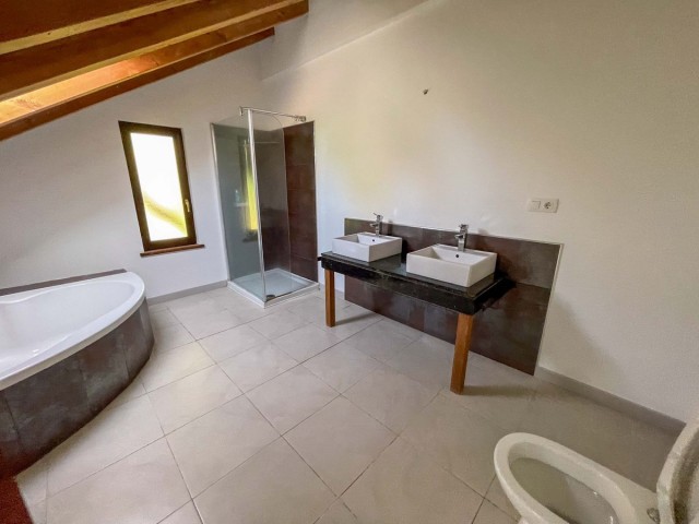 6 Sovrums Villa i Sotogrande