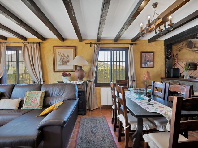 4 Schlafzimmer Villa in Ojén