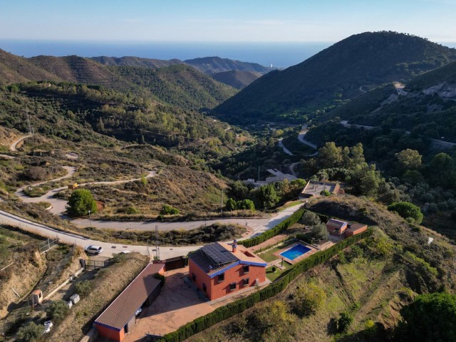 4 Schlafzimmer Villa in Ojén