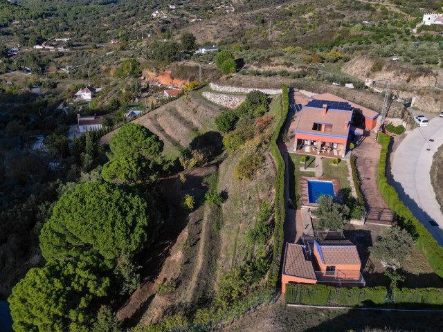 4 Schlafzimmer Villa in Ojén
