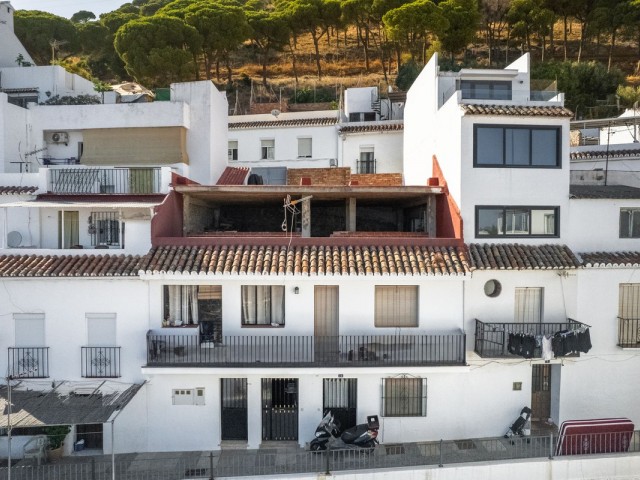 4 Bedrooms Townhouse in Mijas