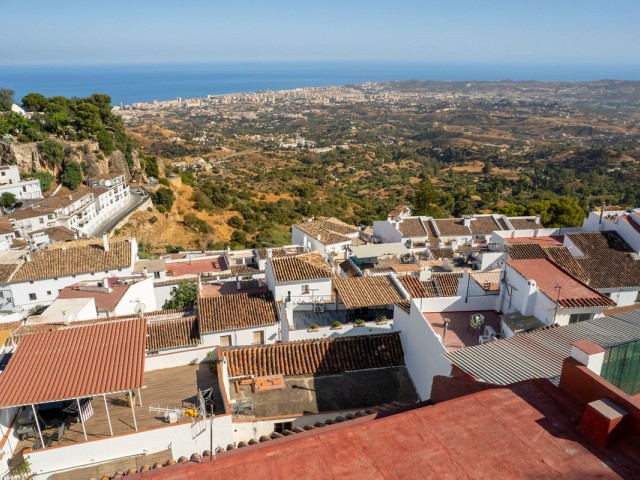 4 Bedrooms Townhouse in Mijas