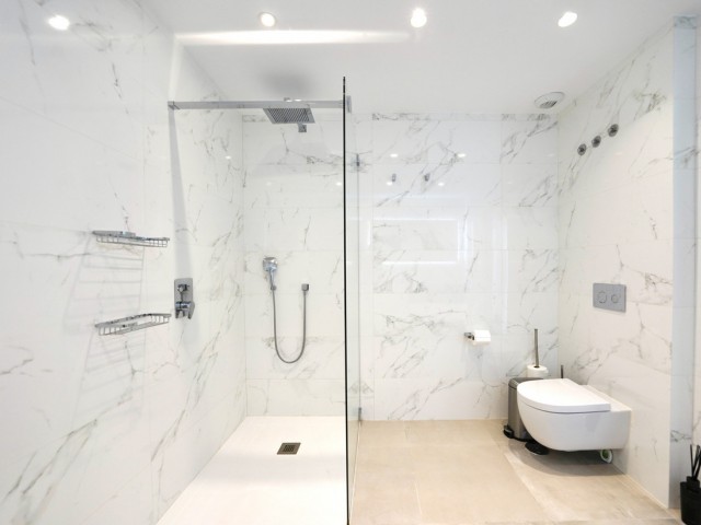 5 Sovrums Villa i Sotogrande