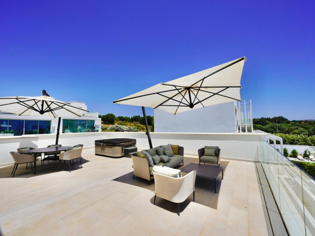 5 Sovrums Villa i Sotogrande