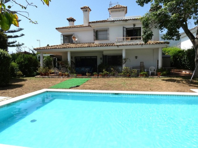 5 Sovrums Villa i Marbella
